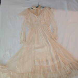 Vintage gunne sax wedding dress sz 9